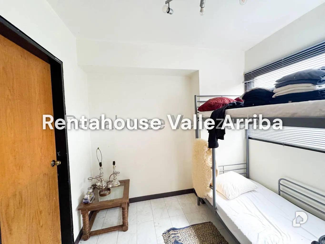 Apartamento en Los Palos Grandes, Caracas – 23