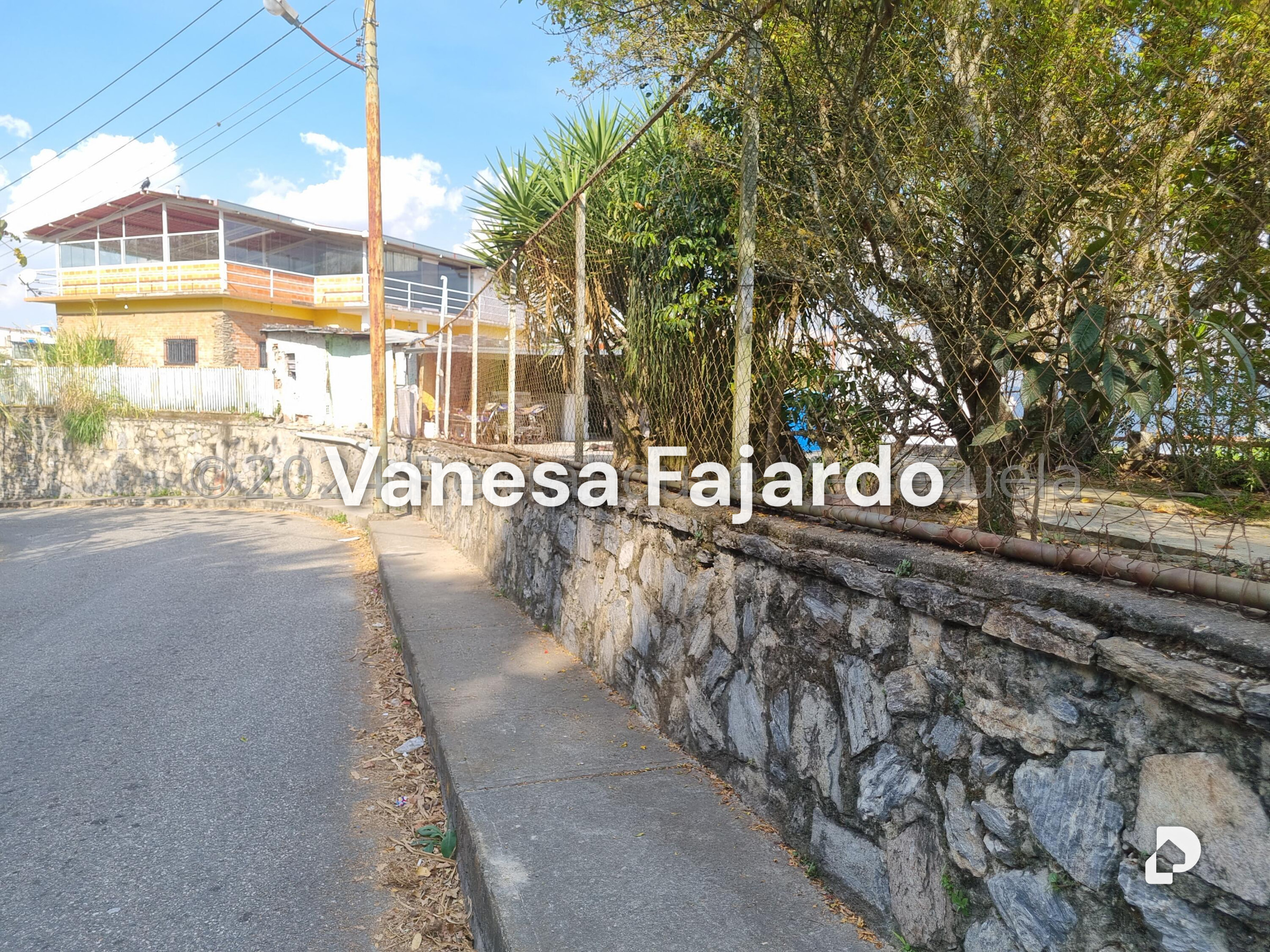 Galpón en La Suiza, San Antonio de Los Altos – 2