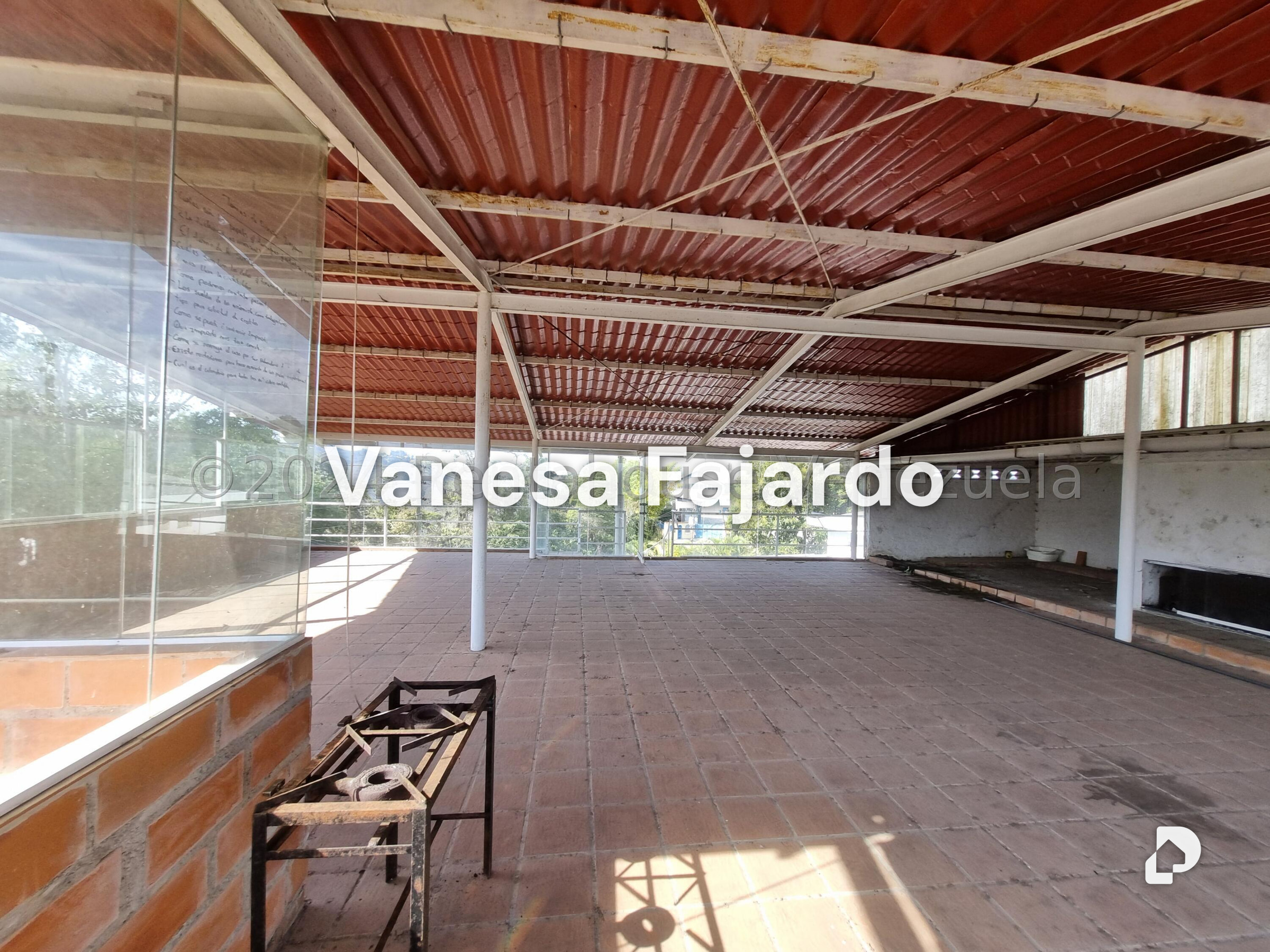 Galpón en La Suiza, San Antonio de Los Altos – 26