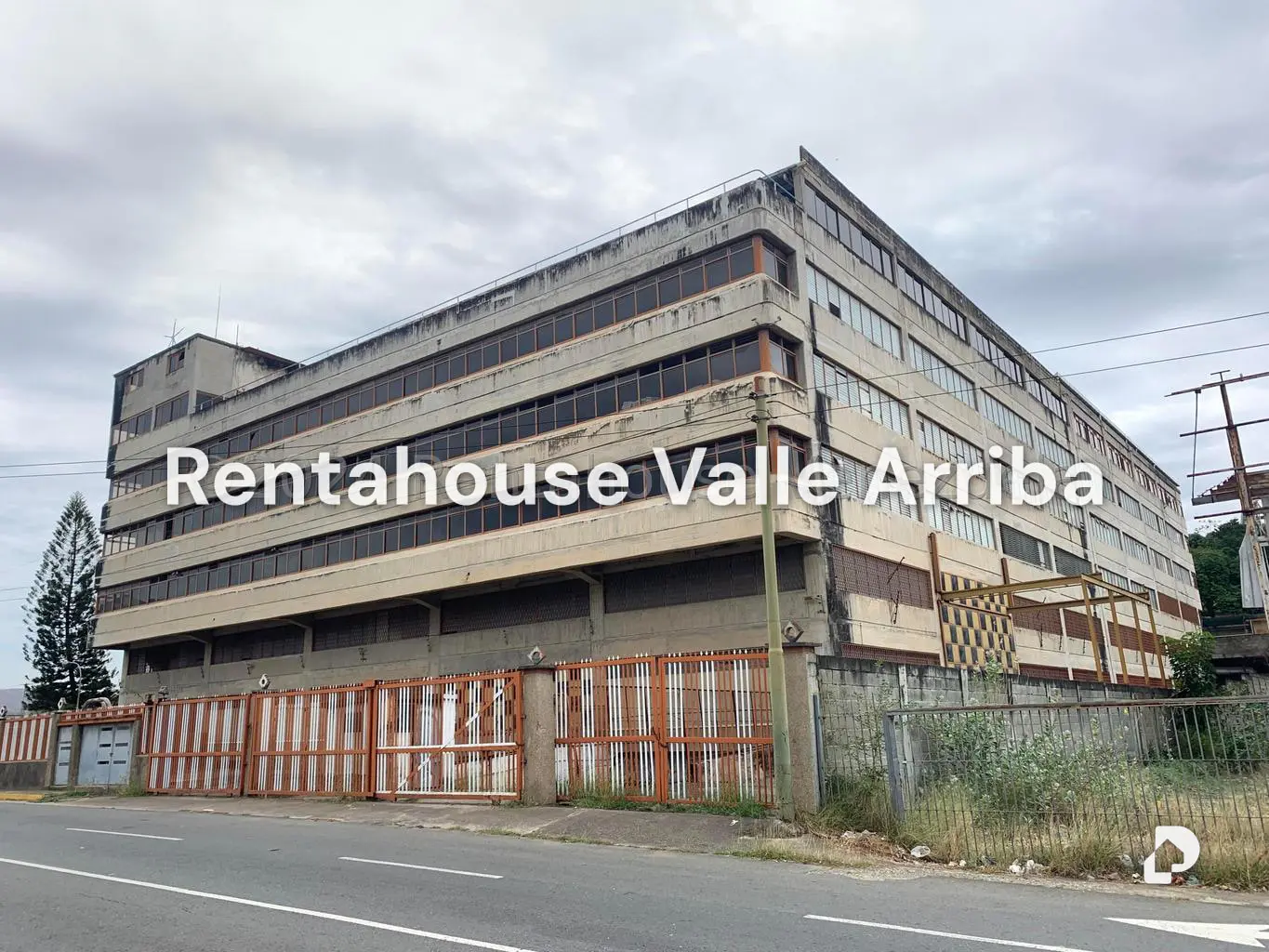 Edificio en El Marqués, Guatire – 1