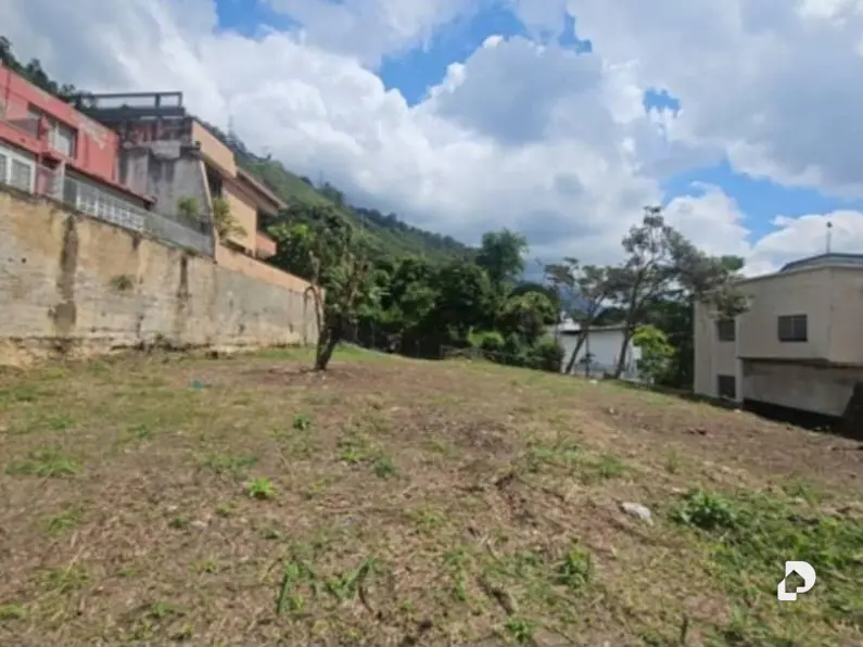 Terreno en Alta Florida, Caracas – 3