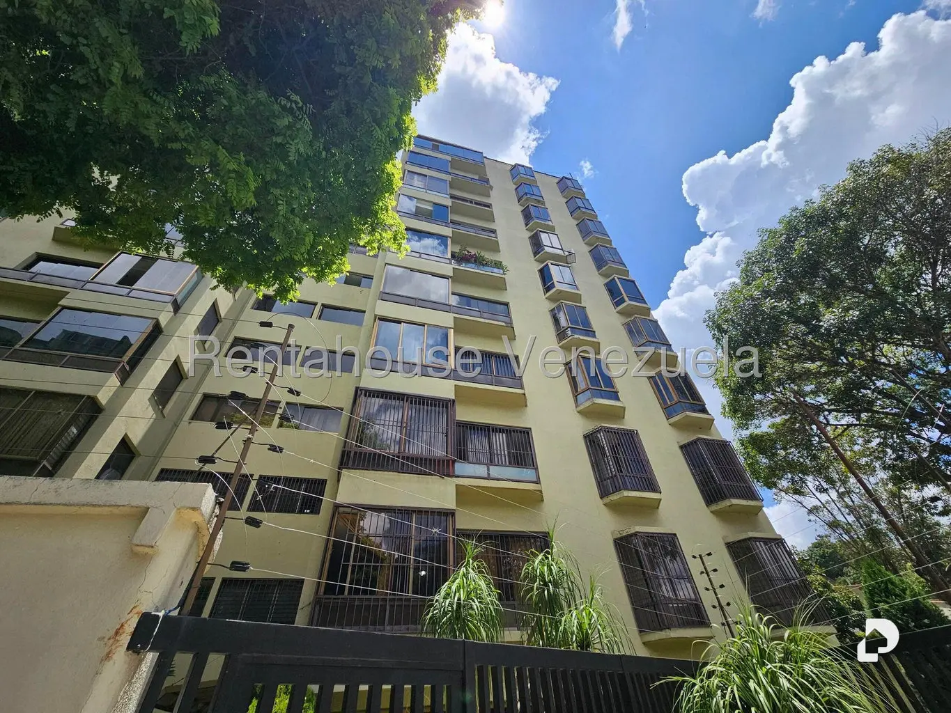 Apartamento en Los Naranjos (del Cafetal), Caracas – 2
