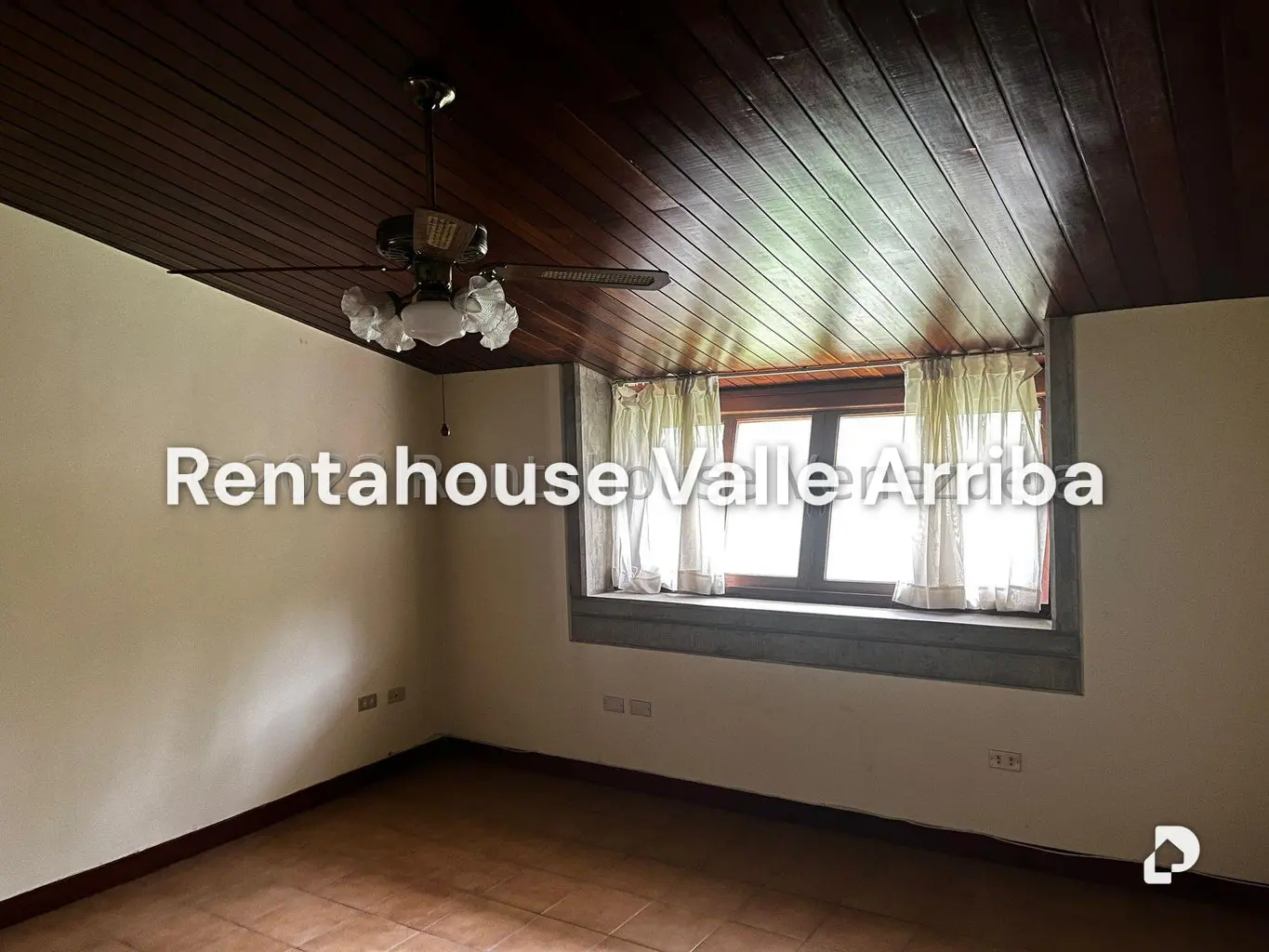 Casa en Colinas del Tamanaco, Caracas – 9