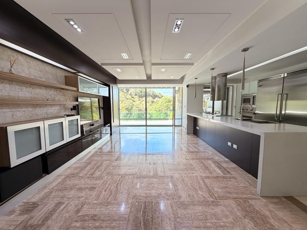 Apartamento en Lomas de Las Mercedes, Caracas - 1