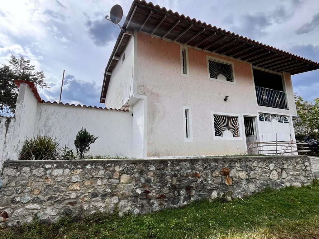 Casa en Parroquia Gonzalo Picón Febres, El Valle - 1