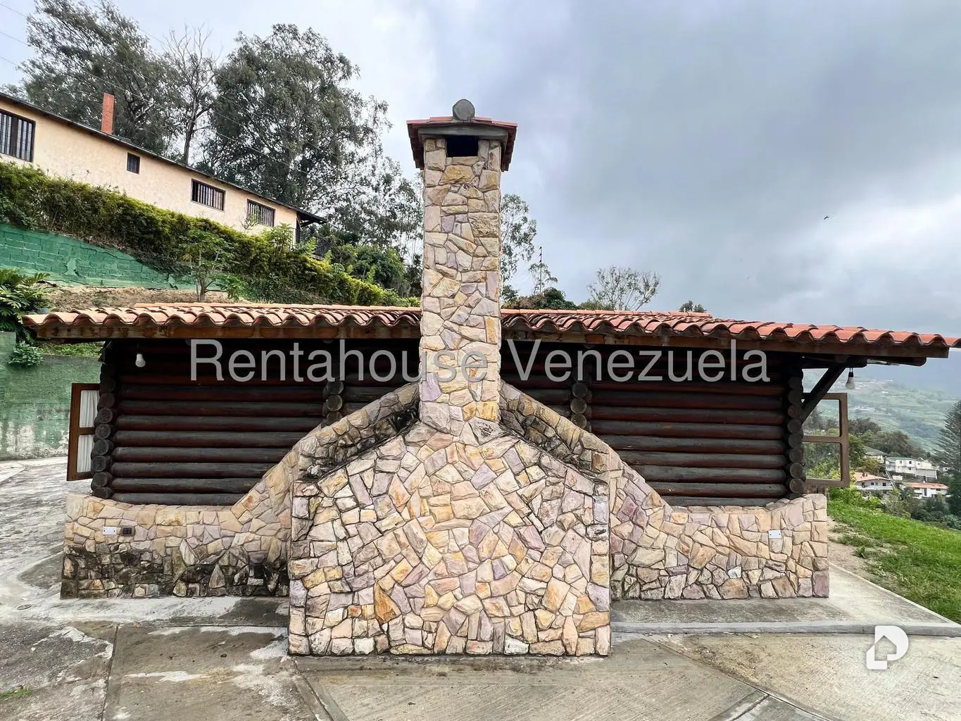 Casa en El Junko, Caracas – 25