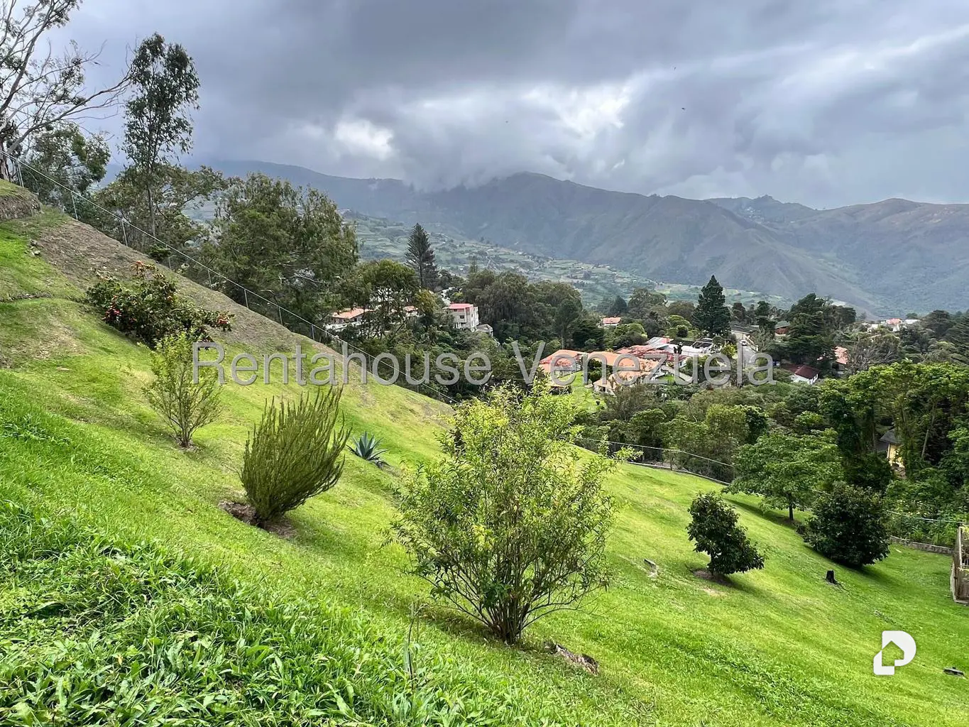 Casa en El Junko, Caracas – 29