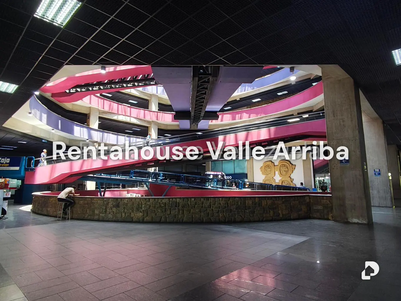 Local comercial en Macaracuay, Caracas – 17