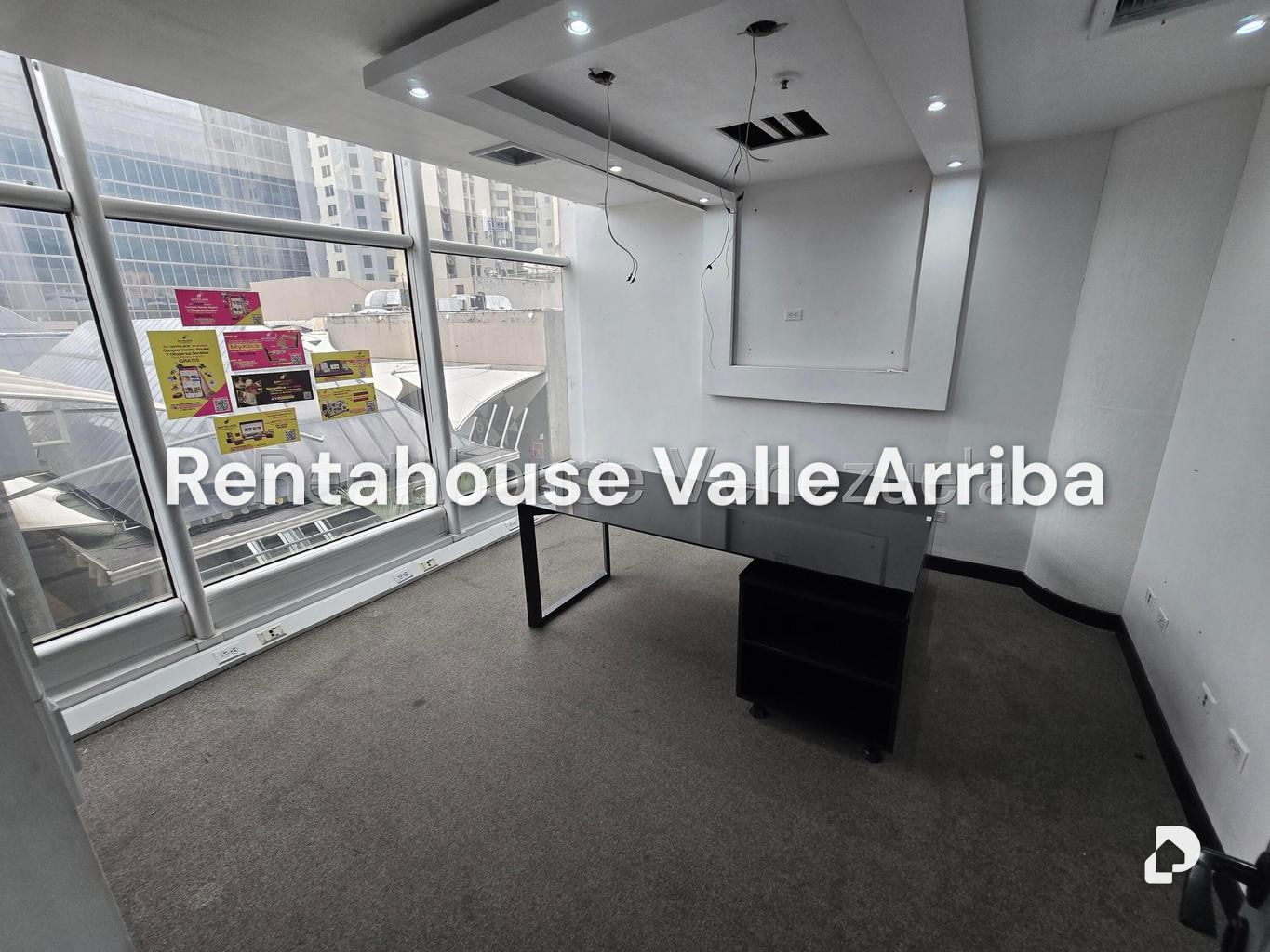 Local comercial en El Recreo, Caracas – 13