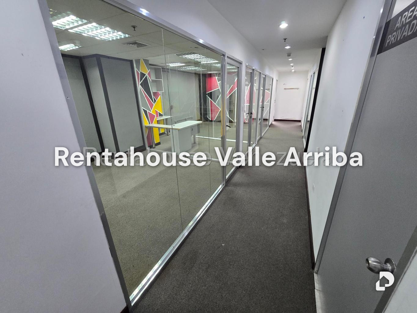 Local comercial en El Recreo, Caracas – 8