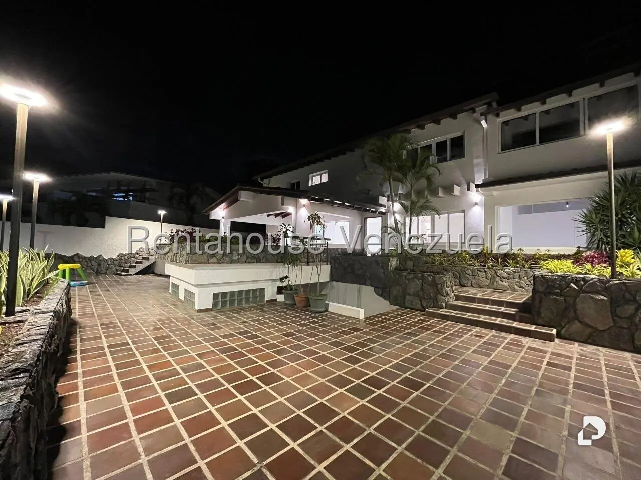 Casa en Cumbres de Curumo, Caracas – 2