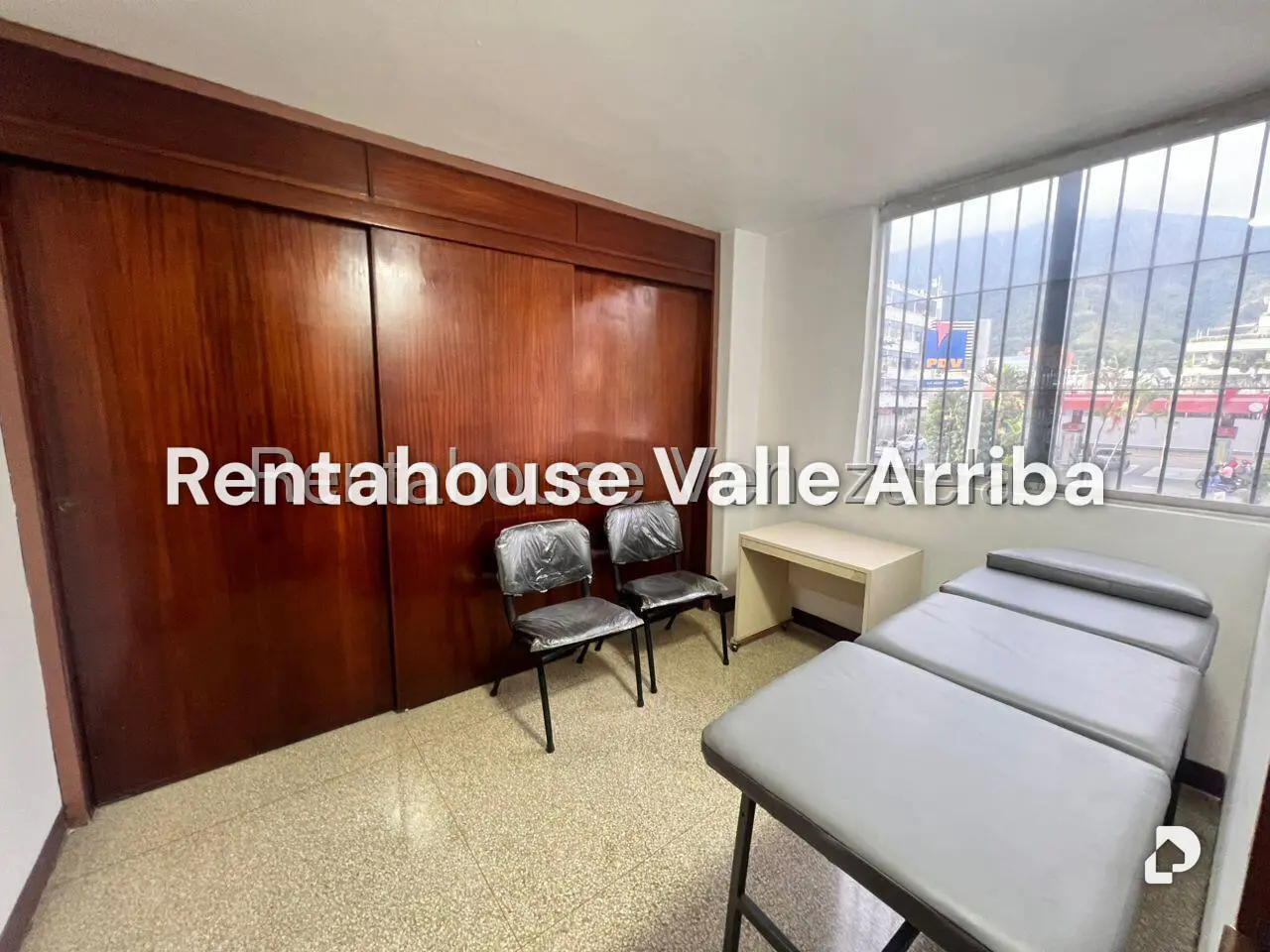 Local comercial en Montecristo, Caracas – 12