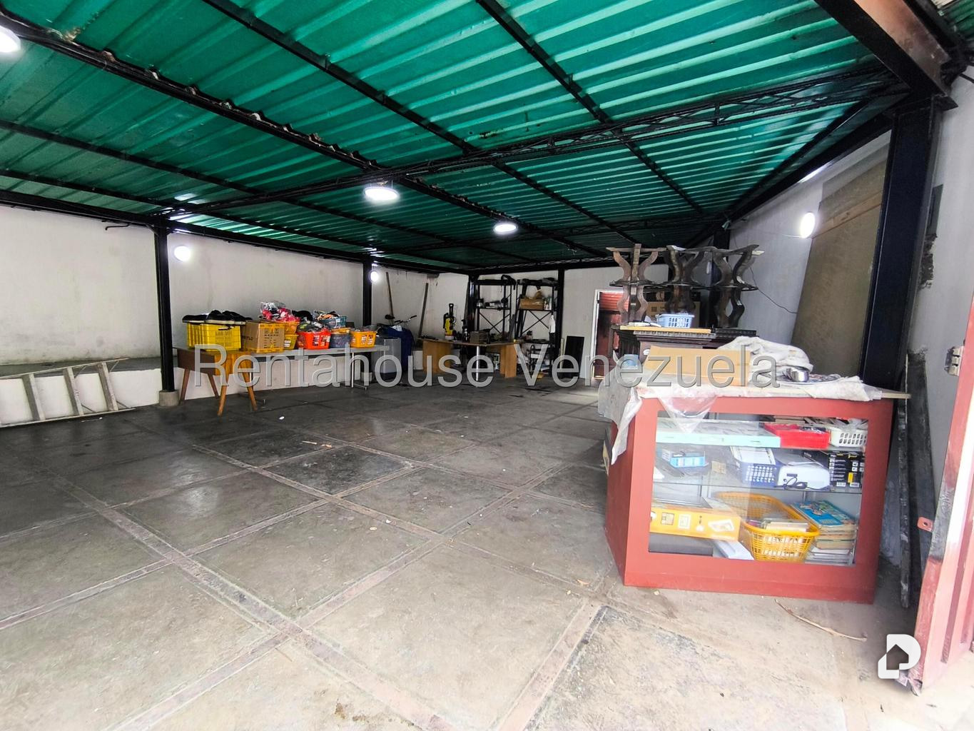 Local comercial en Montecristo, Caracas – 4