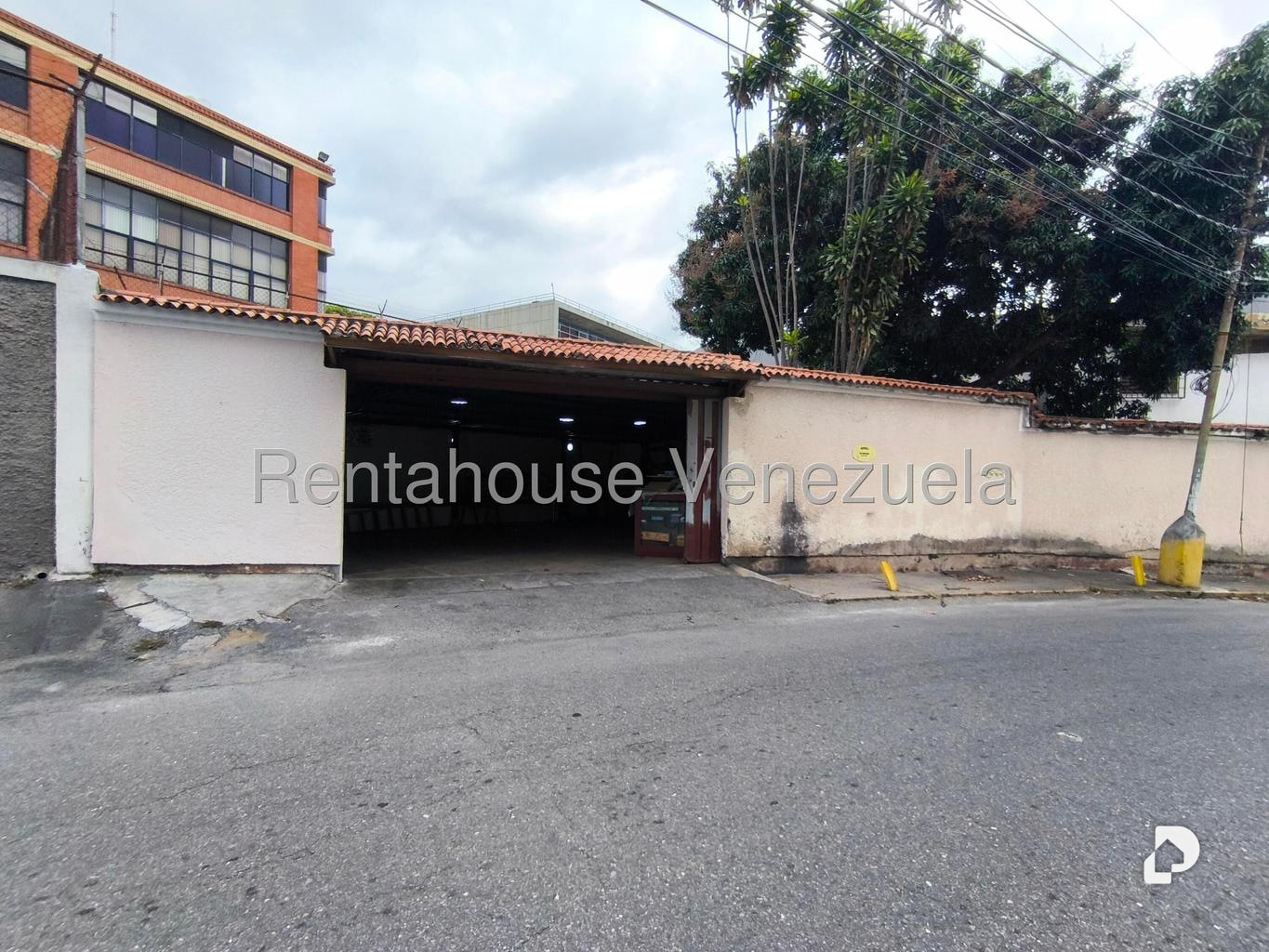 Local comercial en Montecristo, Caracas – 1