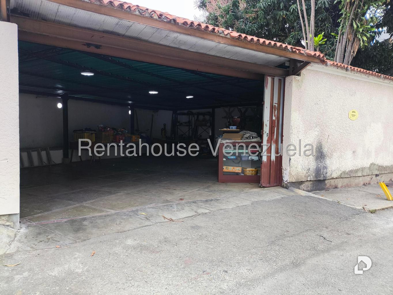 Local comercial en Montecristo, Caracas – 11