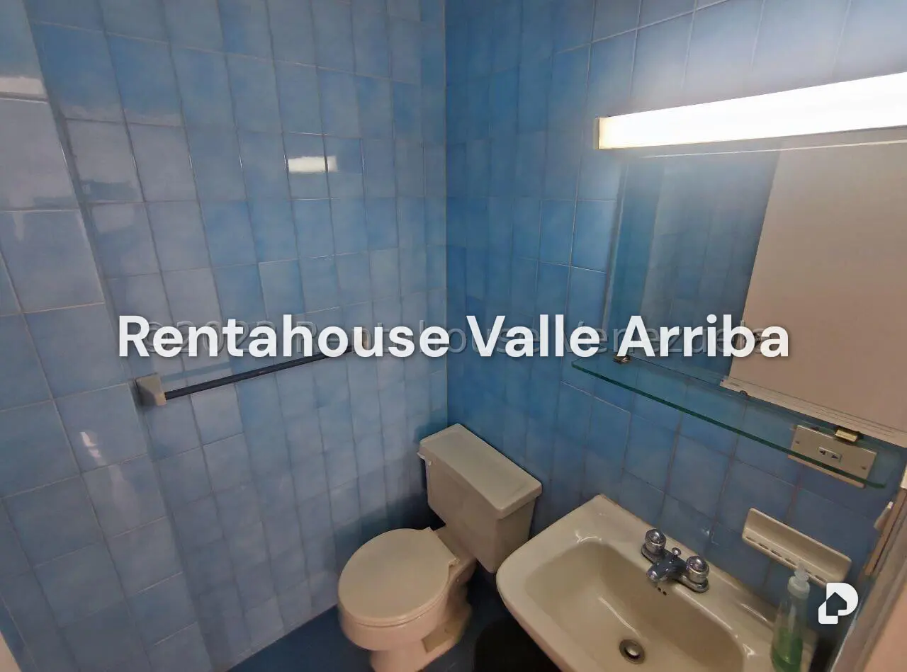 Local comercial en Las Mercedes, Caracas – 11