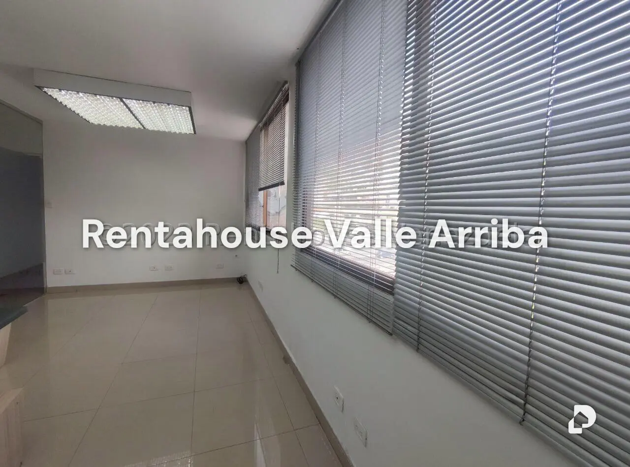 Local comercial en Las Mercedes, Caracas – 5