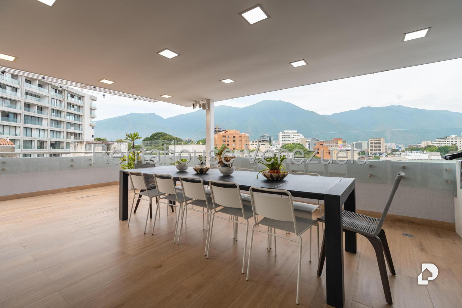 Apartamento en Los Naranjos de las Mercedes, Caracas – 3