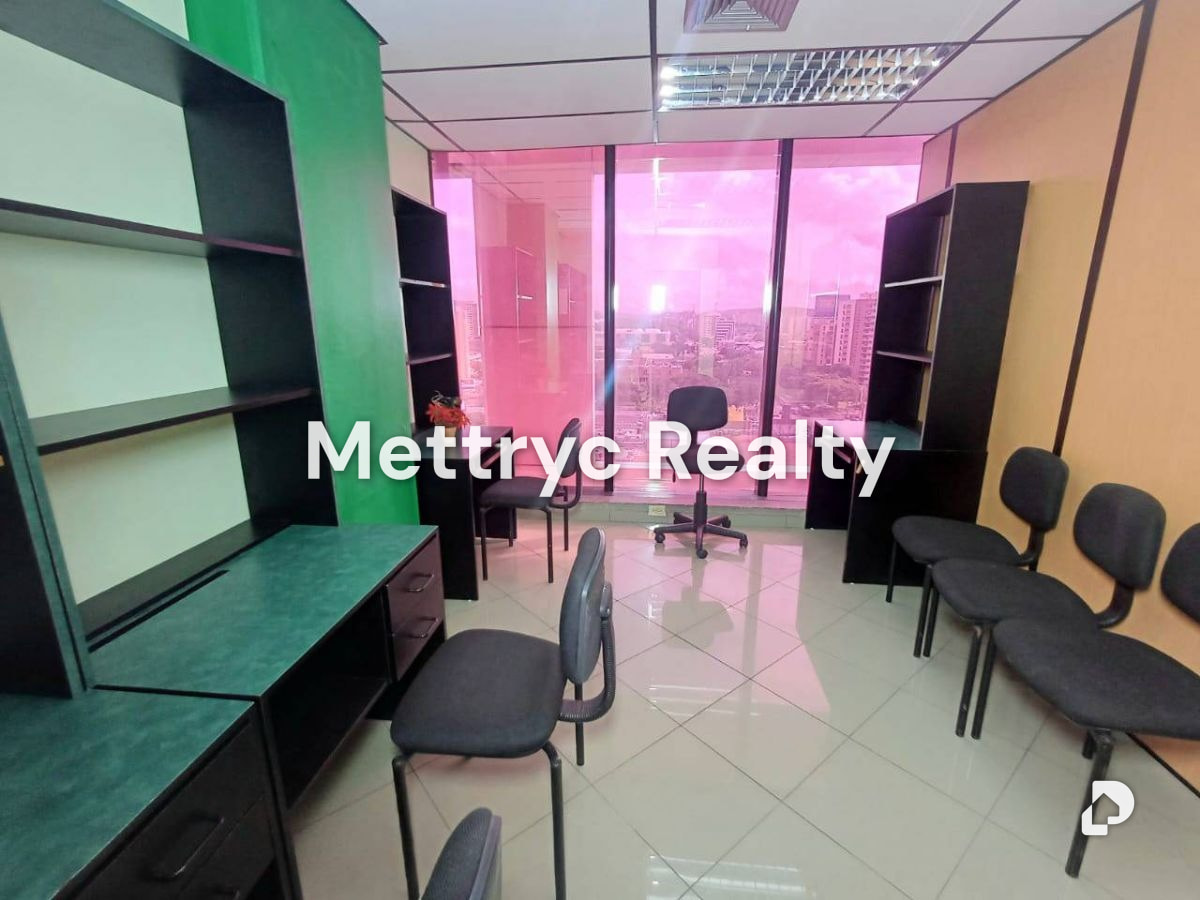 Oficina en Torre Milenium, Barquisimeto – 23
