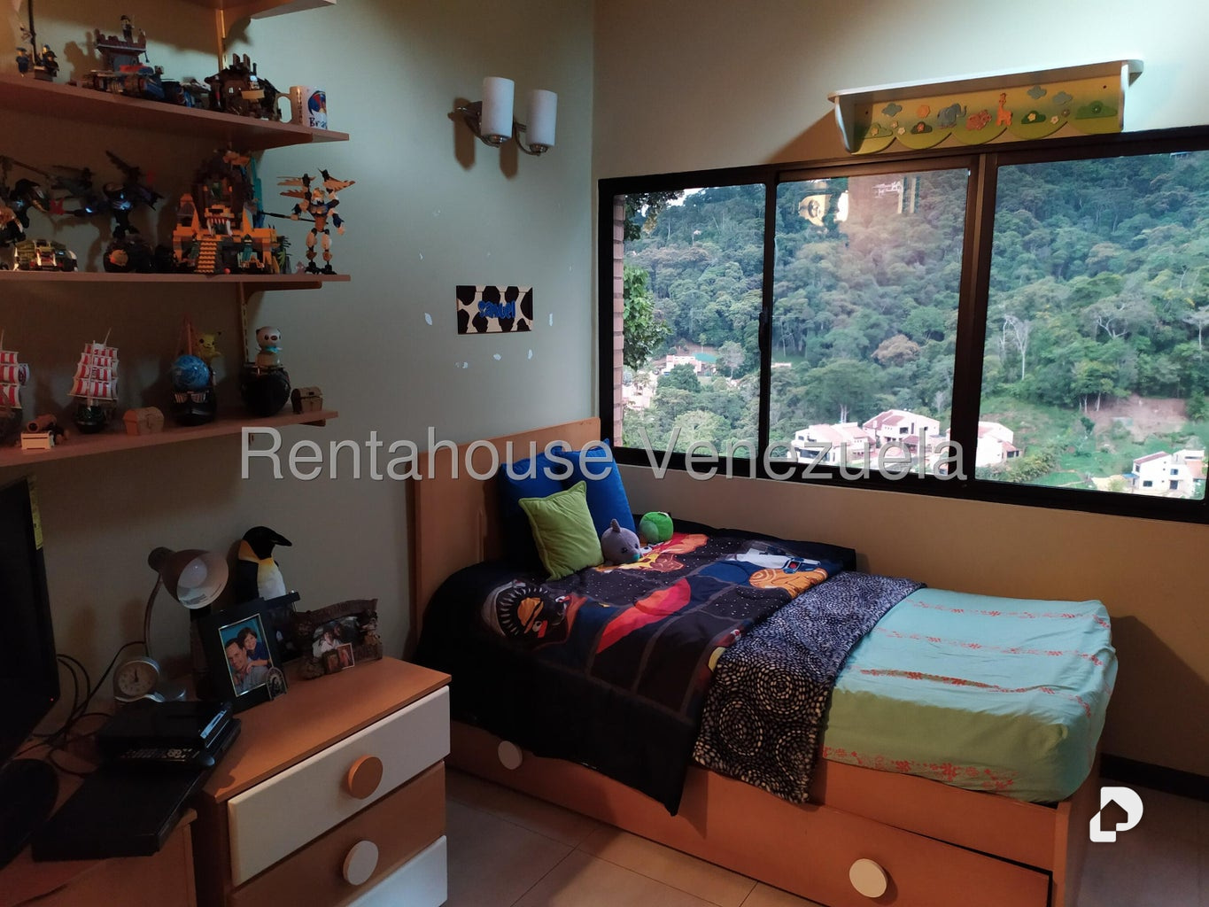 Casa en Monte Claro, Caracas – 26