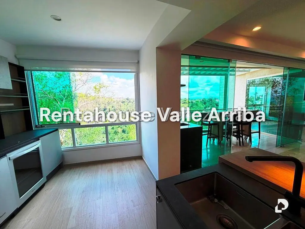 Apartment in La Lagunita Country Club, Caracas – 9