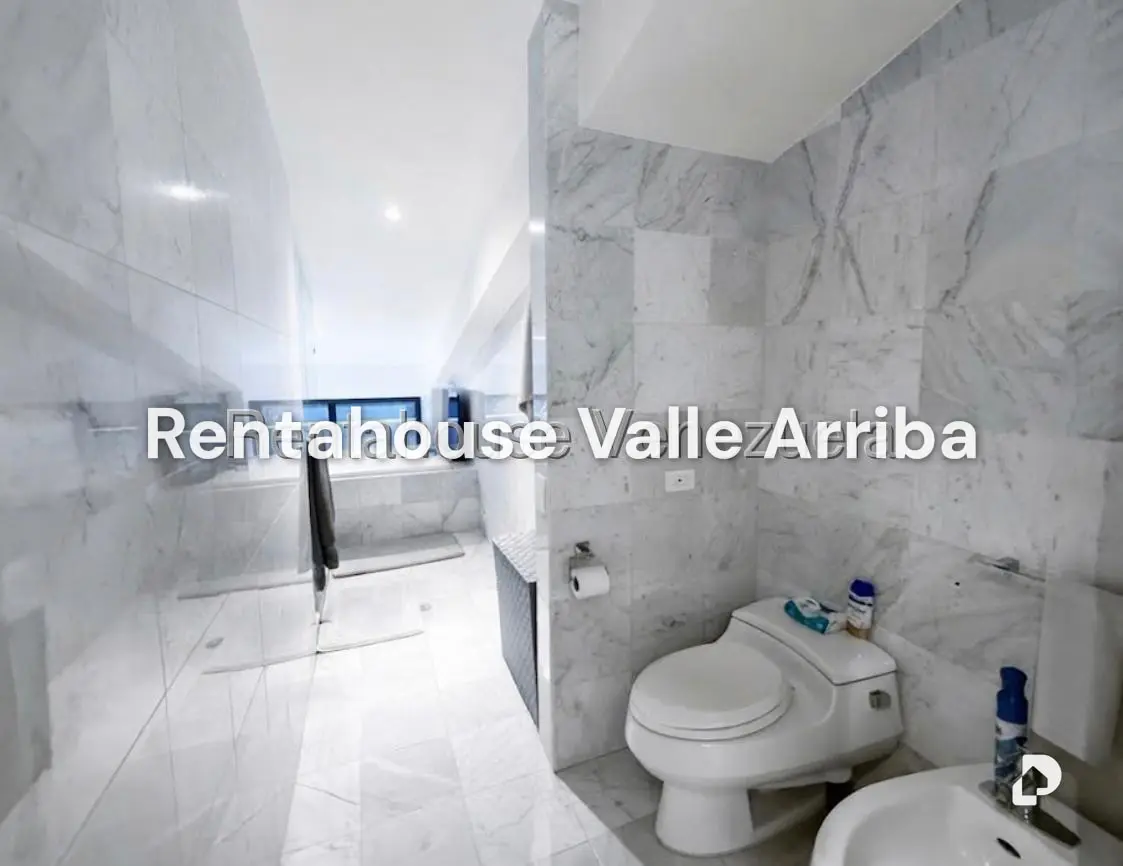 Apartamento en Lomas de La Lagunita, Caracas – 14