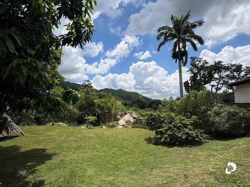 Casa en Urbanización El Castaño, Maracay – 11