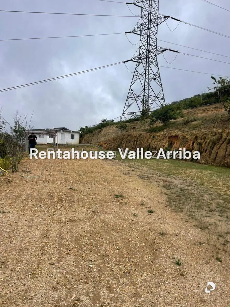 Land in La Trinidad, Caracas – 9
