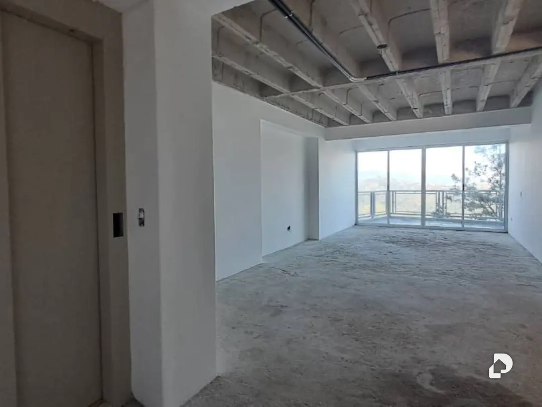 Apartment in Loma Linda, Caracas – 2