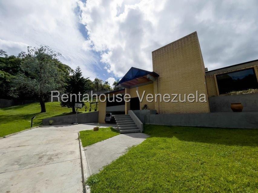 Casa en Oripoto, Caracas - 1