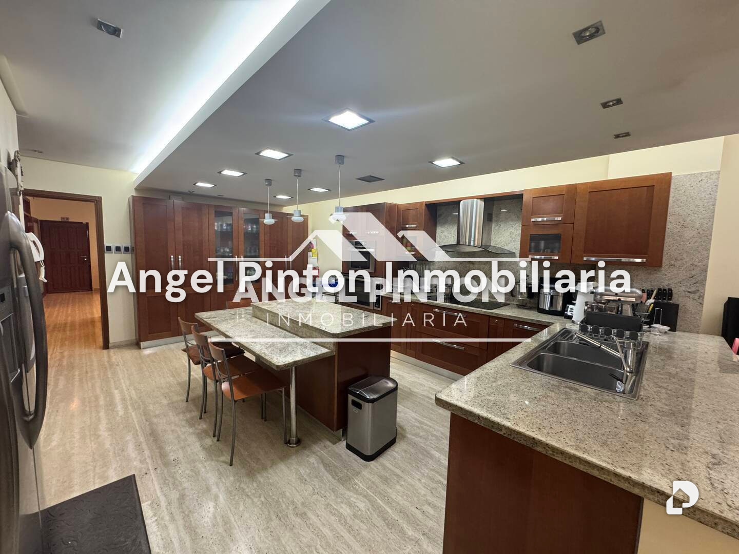 Casa en Avenida Universidad, Maracaibo – 1