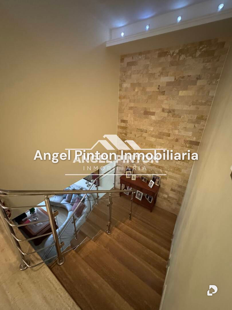 Casa en Avenida Universidad, Maracaibo – 14