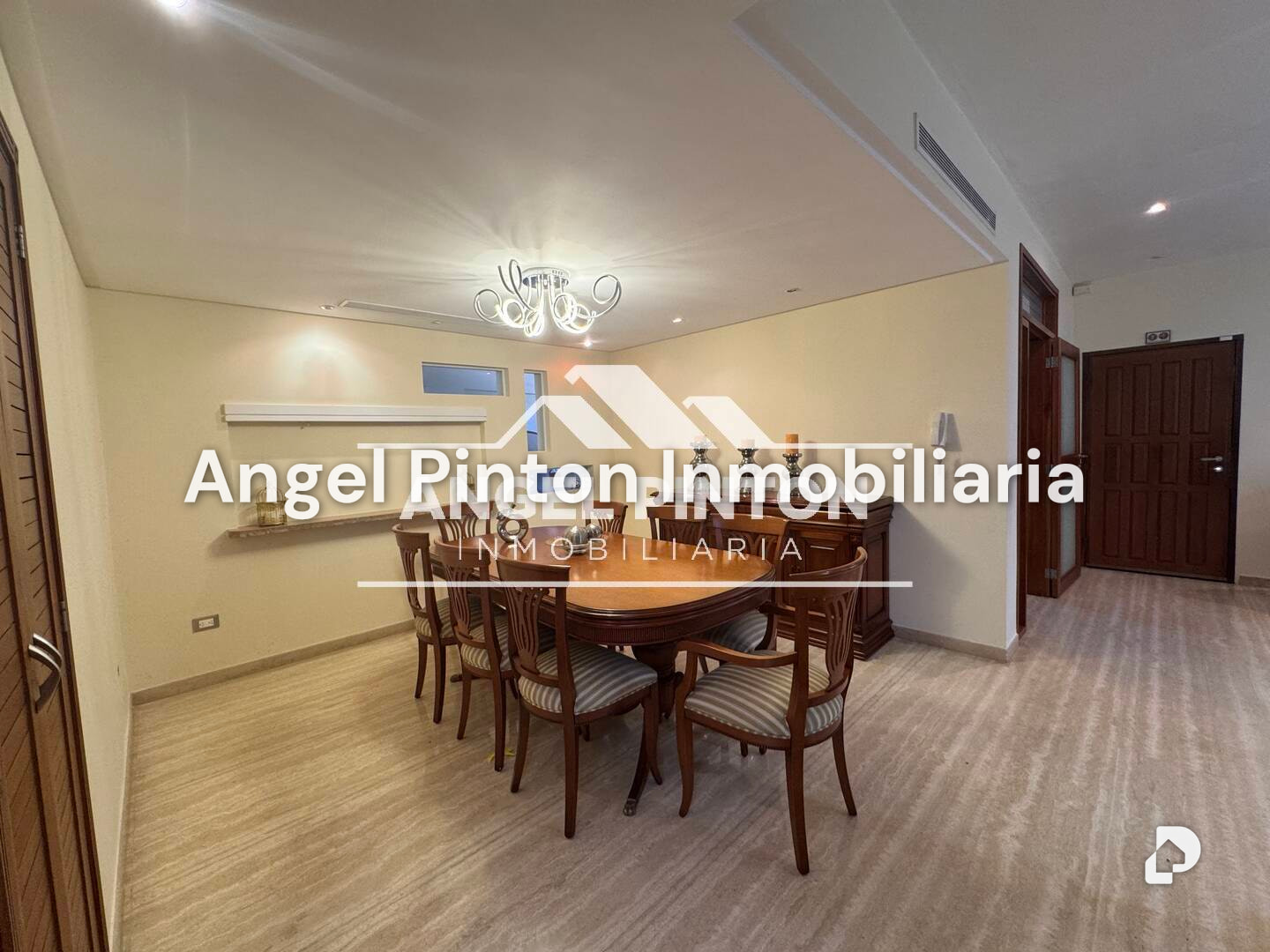 Casa en Avenida Universidad, Maracaibo – 4