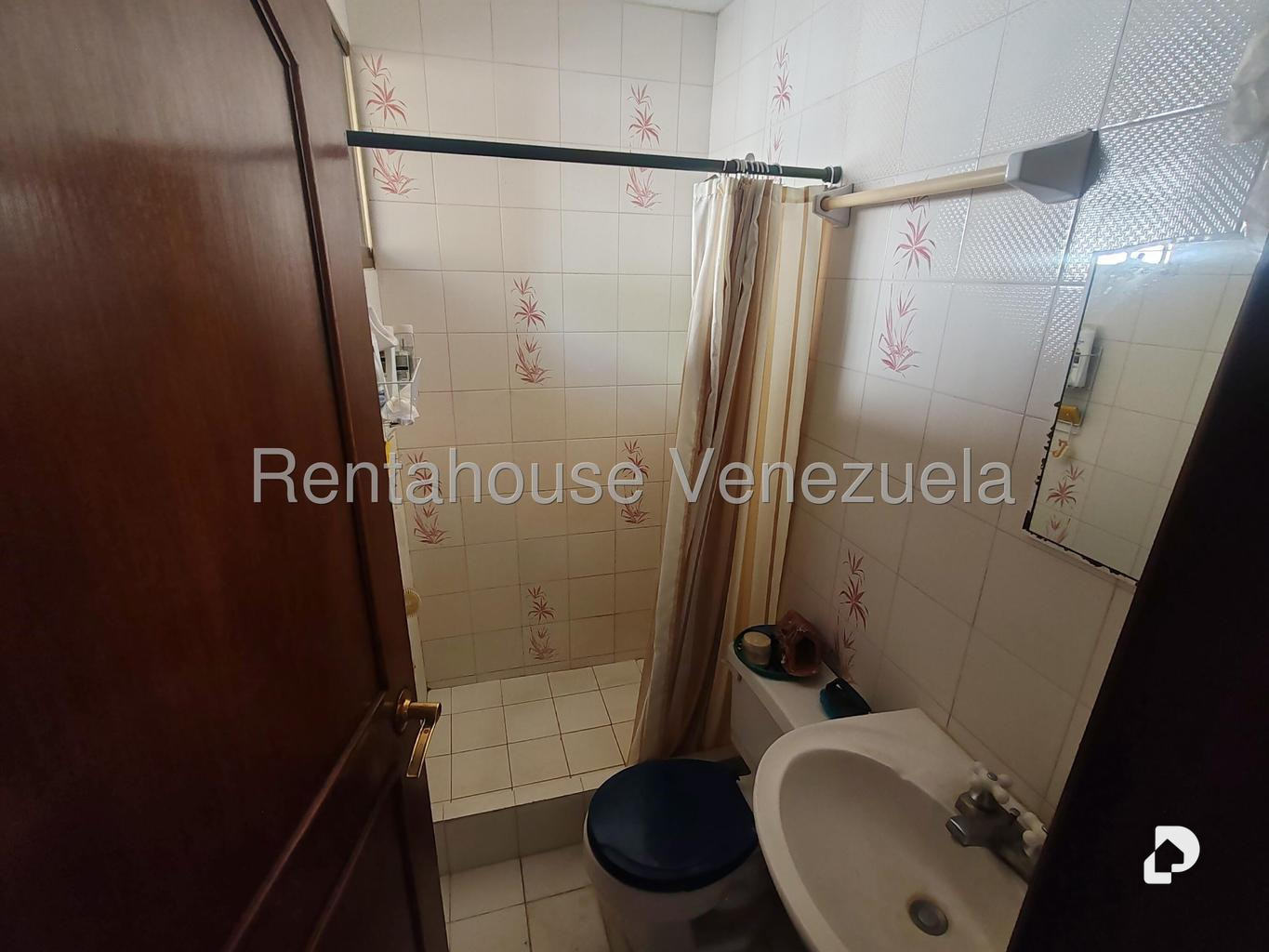 Casa en El Marqués, Caracas – 17