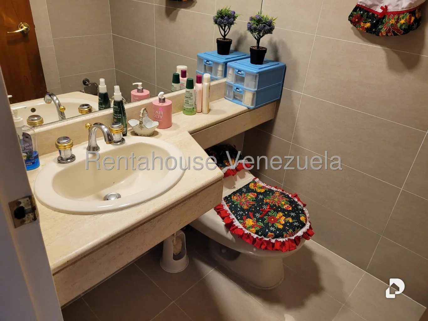 Apartamento en Los Chorros, Caracas – 23