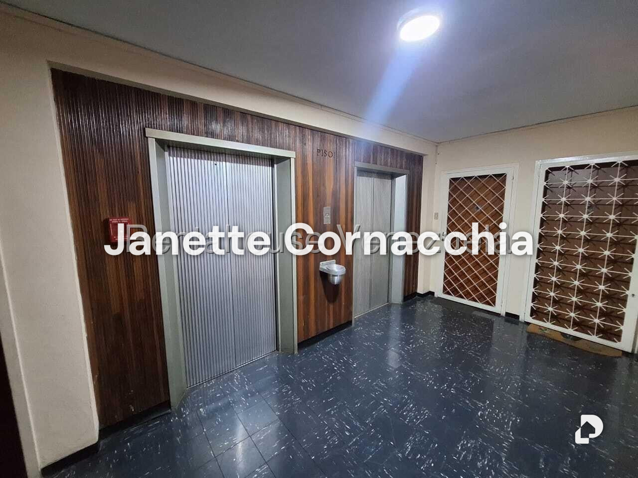 Apartamento en Campo Alegre, Caracas – 19