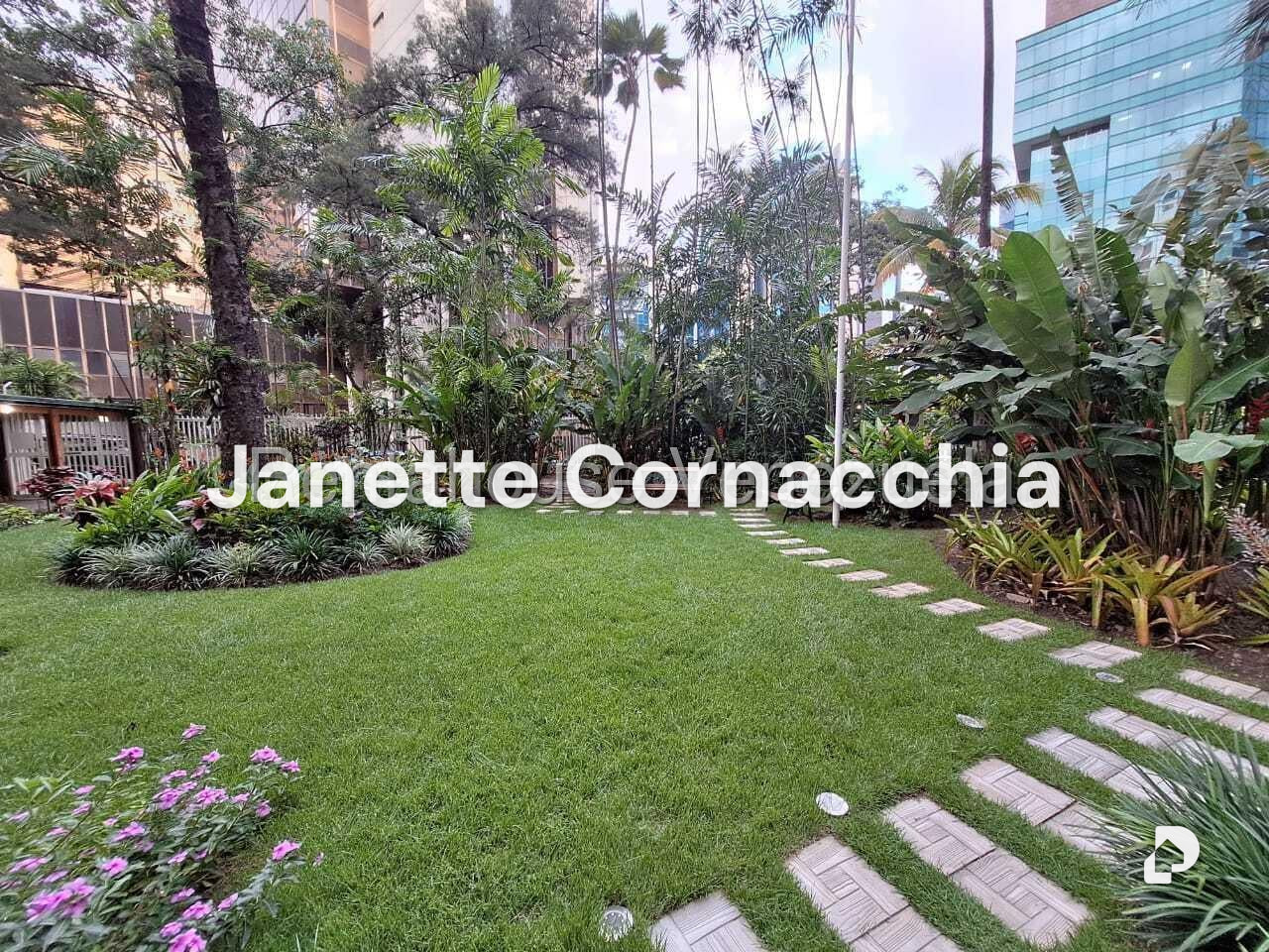 Apartamento en Campo Alegre, Caracas – 2
