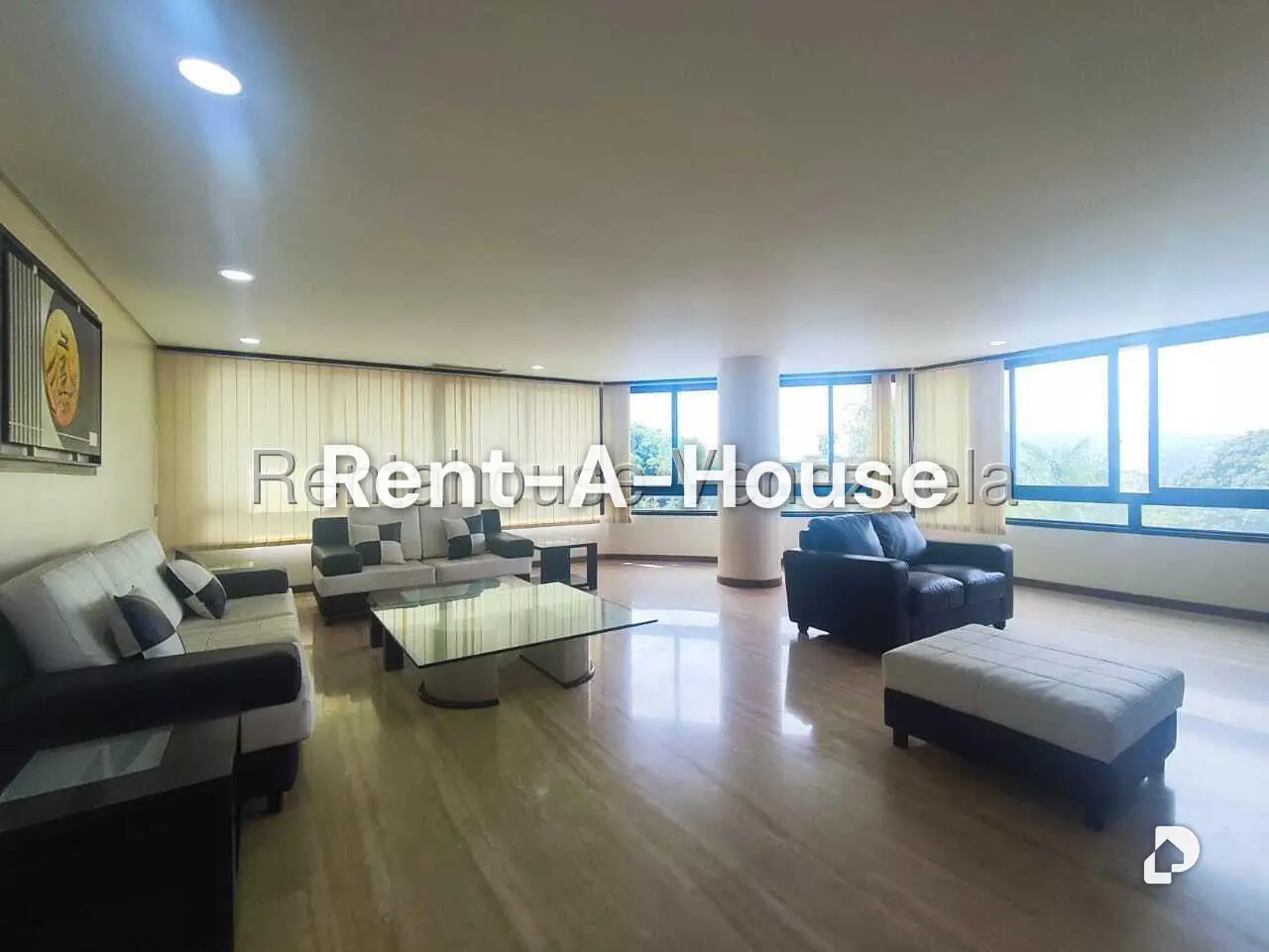 Apartamento en Altamira, Caracas – 11