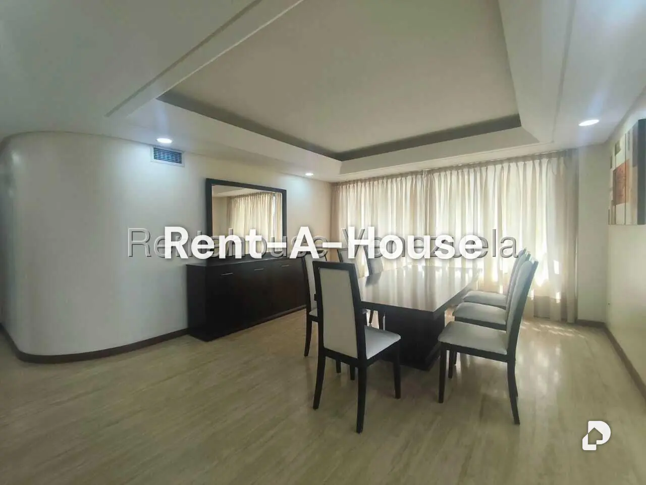 Apartamento en Altamira, Caracas – 13