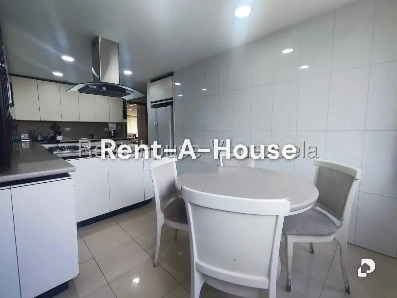 Apartamento en Altamira, Caracas – 15