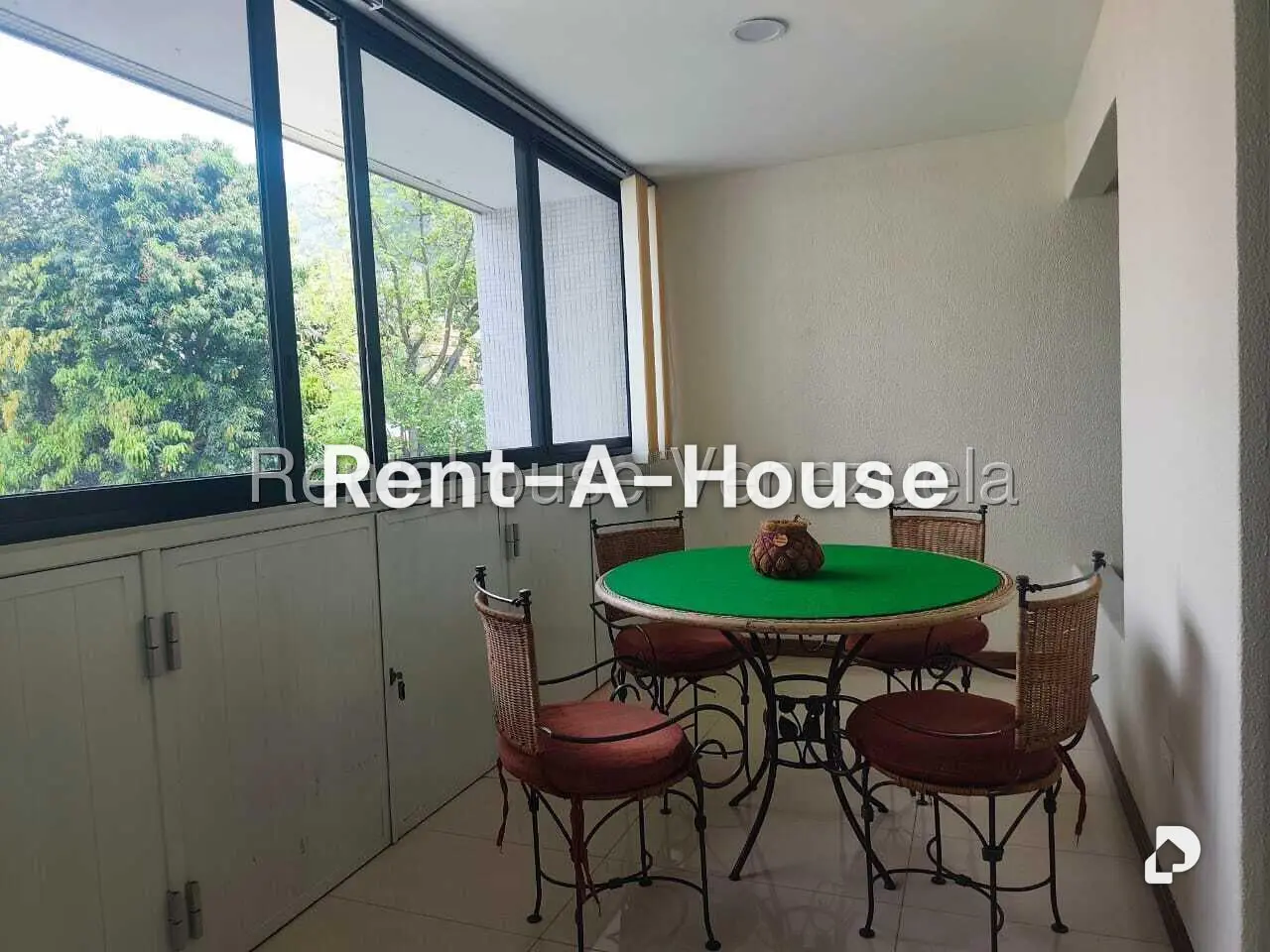Apartamento en Altamira, Caracas – 16