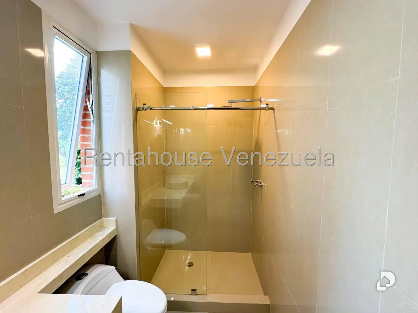 Apartamento en Santa Fe Sur, Caracas – 28