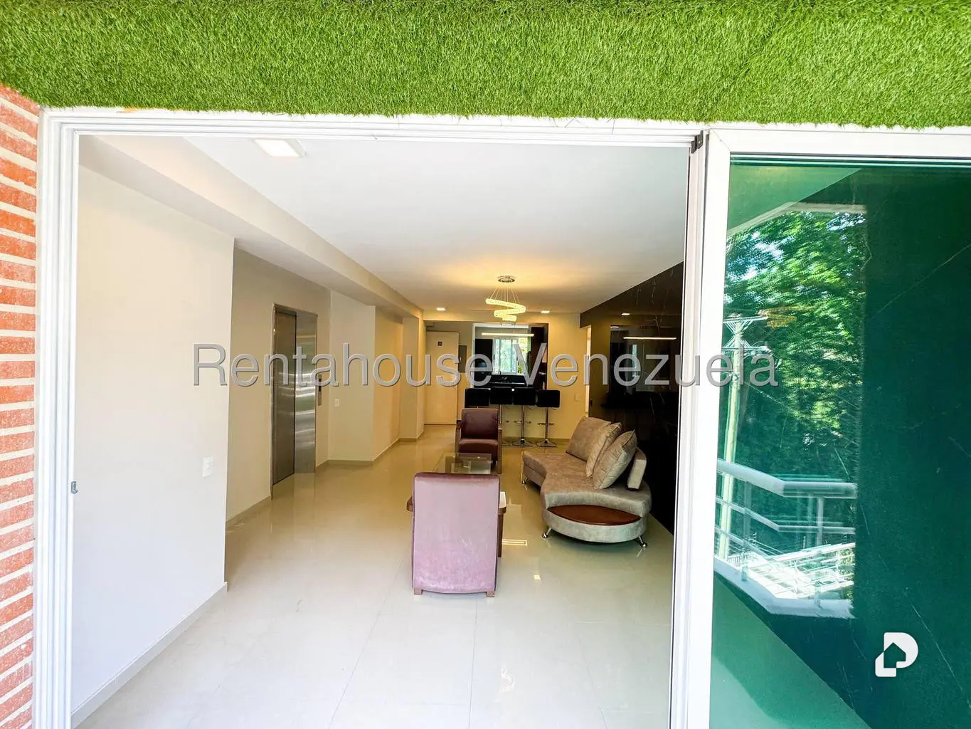 Apartamento en Santa Fe Sur, Caracas – 18