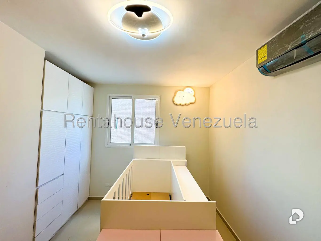 Apartamento en Santa Fe Sur, Caracas – 33