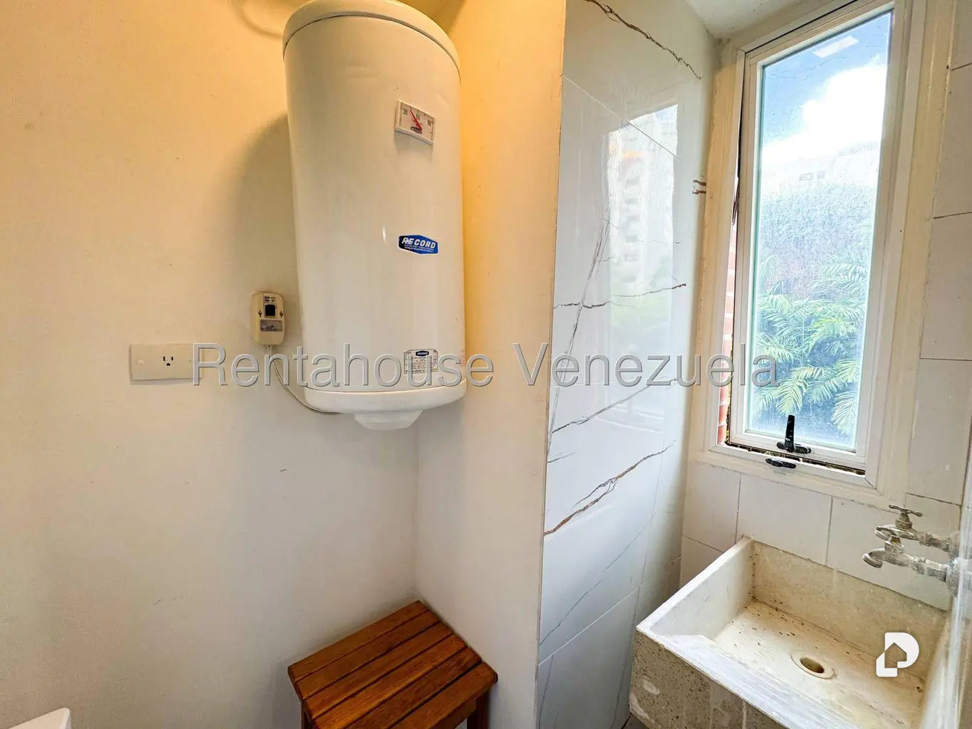 Apartamento en Santa Fe Sur, Caracas – 35