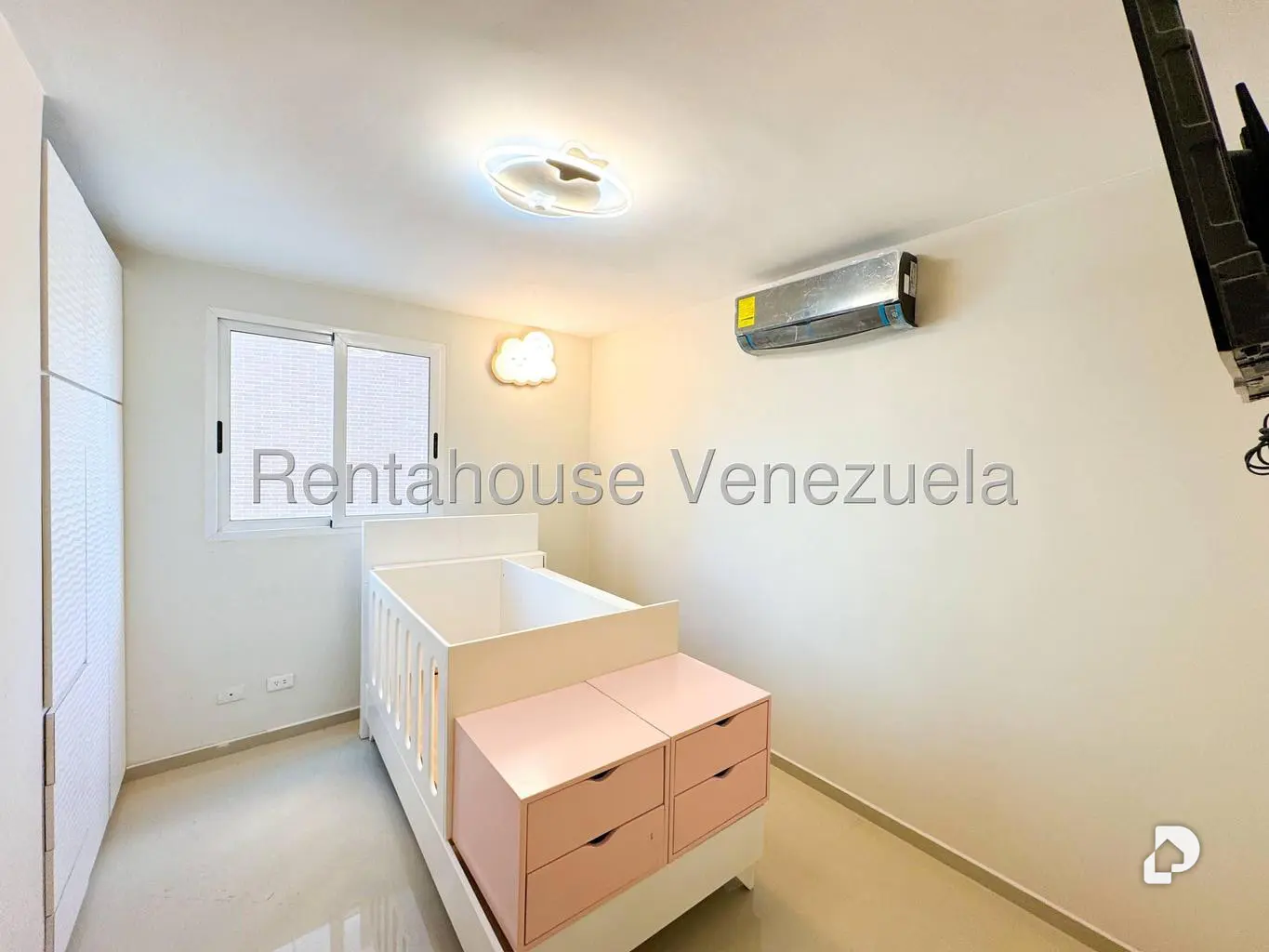 Apartamento en Santa Fe Sur, Caracas – 34