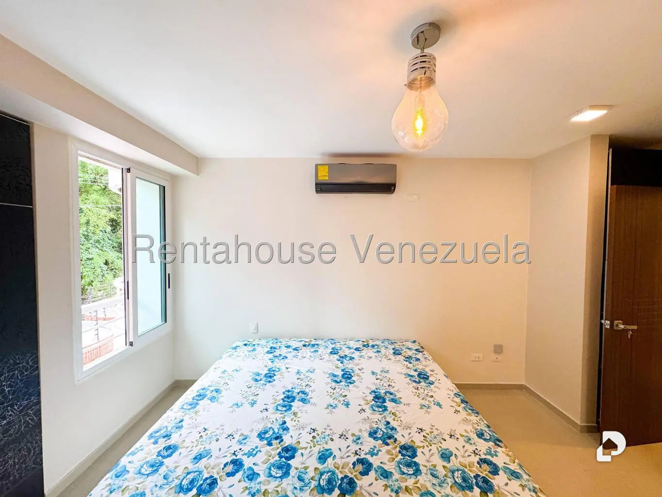 Apartamento en Santa Fe Sur, Caracas – 24