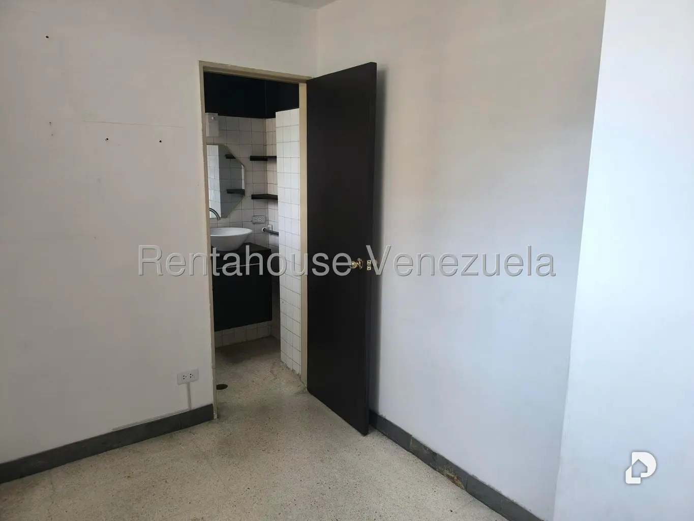 Apartamento en La Florida, Caracas – 14