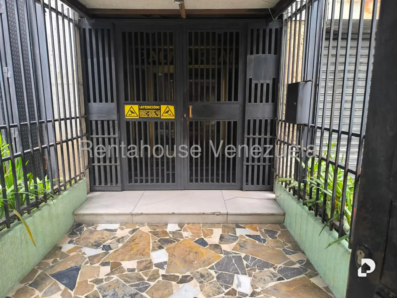 Apartamento en La Florida, Caracas – 2