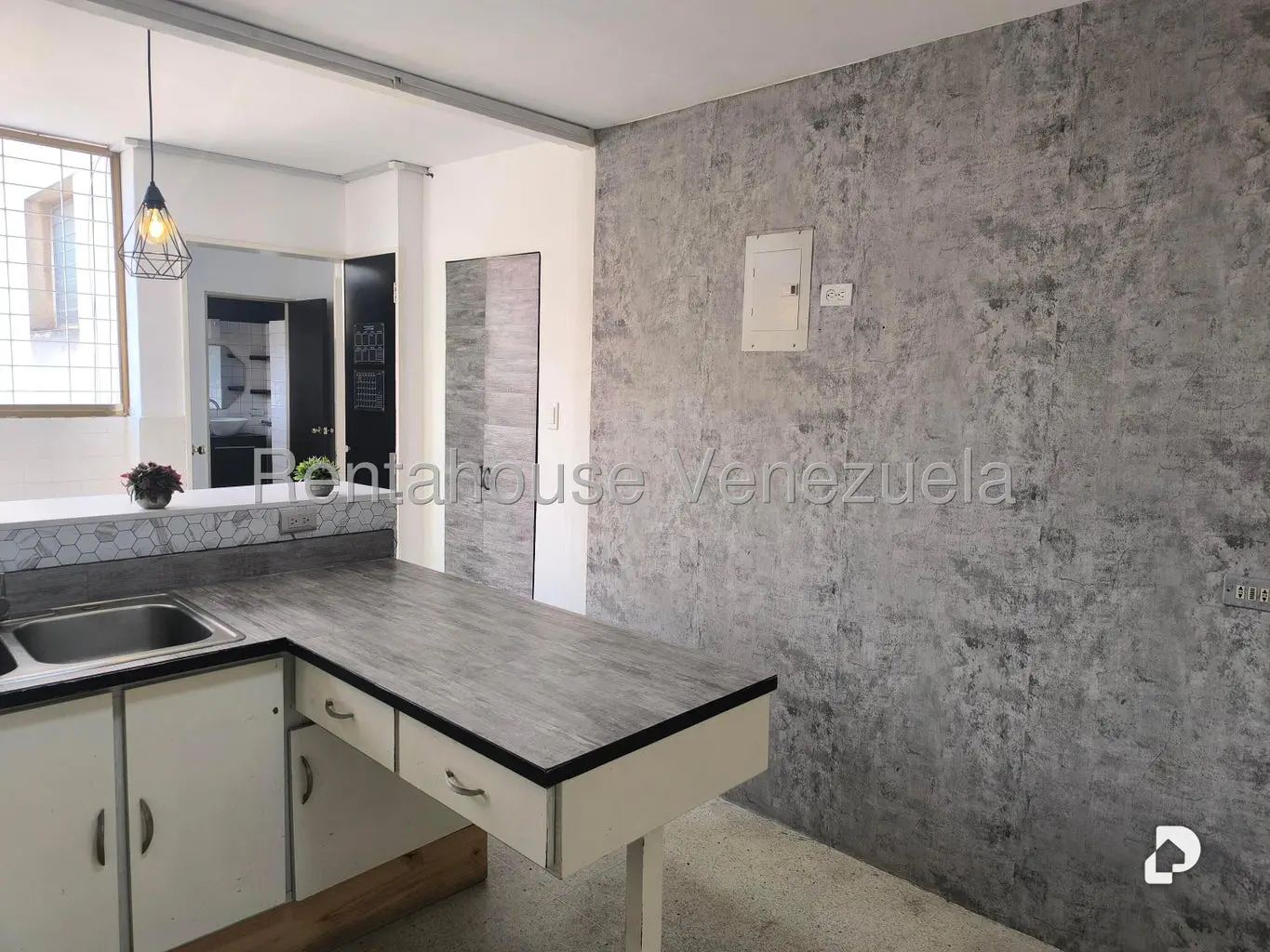 Apartamento en La Florida, Caracas – 11